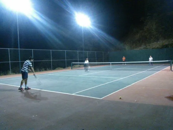 Serprotenis - centro deportivo en Boadilla del Monte