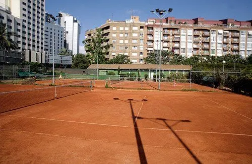 Sporting Club De Tenis Valencia - centro deportivo en Valencia