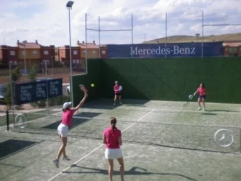 Tenis Y Padel Poblete - centro deportivo en Poblete