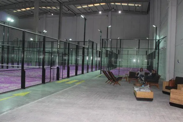 Urban Padel Madrid - centro deportivo en Alcobendas