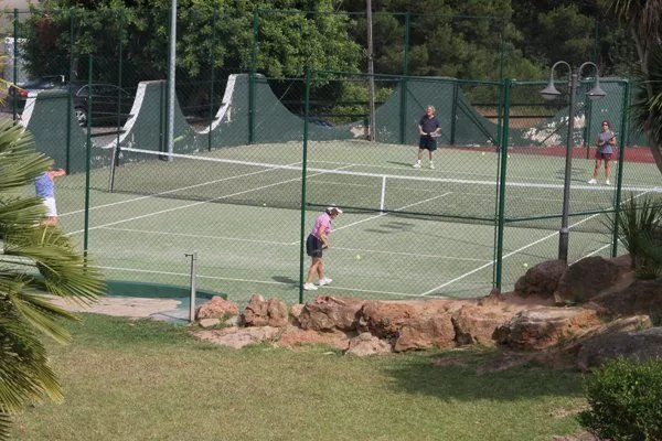 Valencia Frontenis Club - centro deportivo en Godella