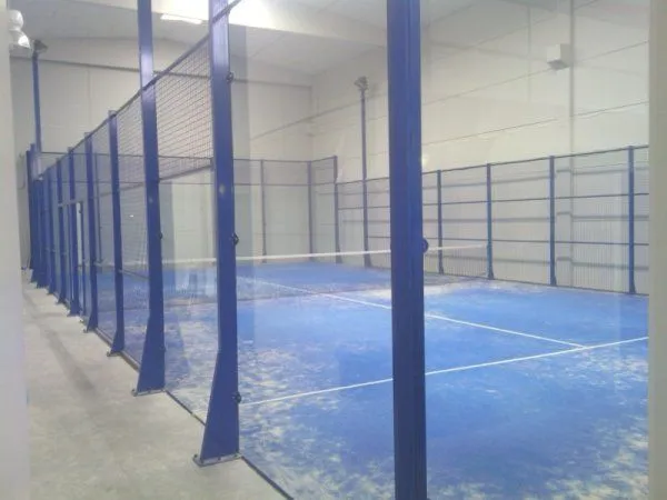 Villanueva Indoor Padel - centro deportivo en Villanueva de Gállego