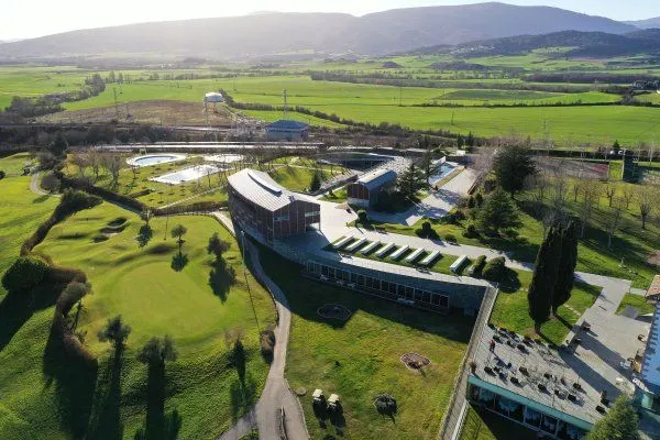 Zuasti Club De Campo - centro deportivo en Iza