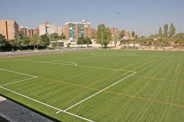 Centro Deportivo Municipal Luis Aragonés - centro deportivo en Madrid