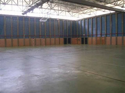 Centro Deportivo Municipal San Juan De Mozarrifar - centro deportivo en Zaragoza