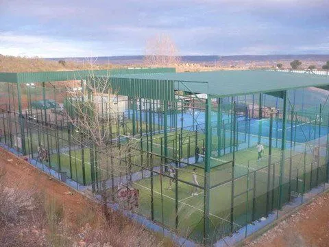 Club De Padel Cabanillas Golf - centro deportivo en Cabanillas del Campo