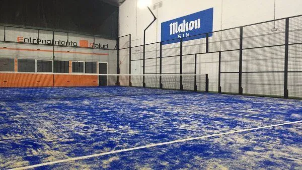 Padel Planet Salamanca - centro deportivo en Carbajosa de la Sagrada